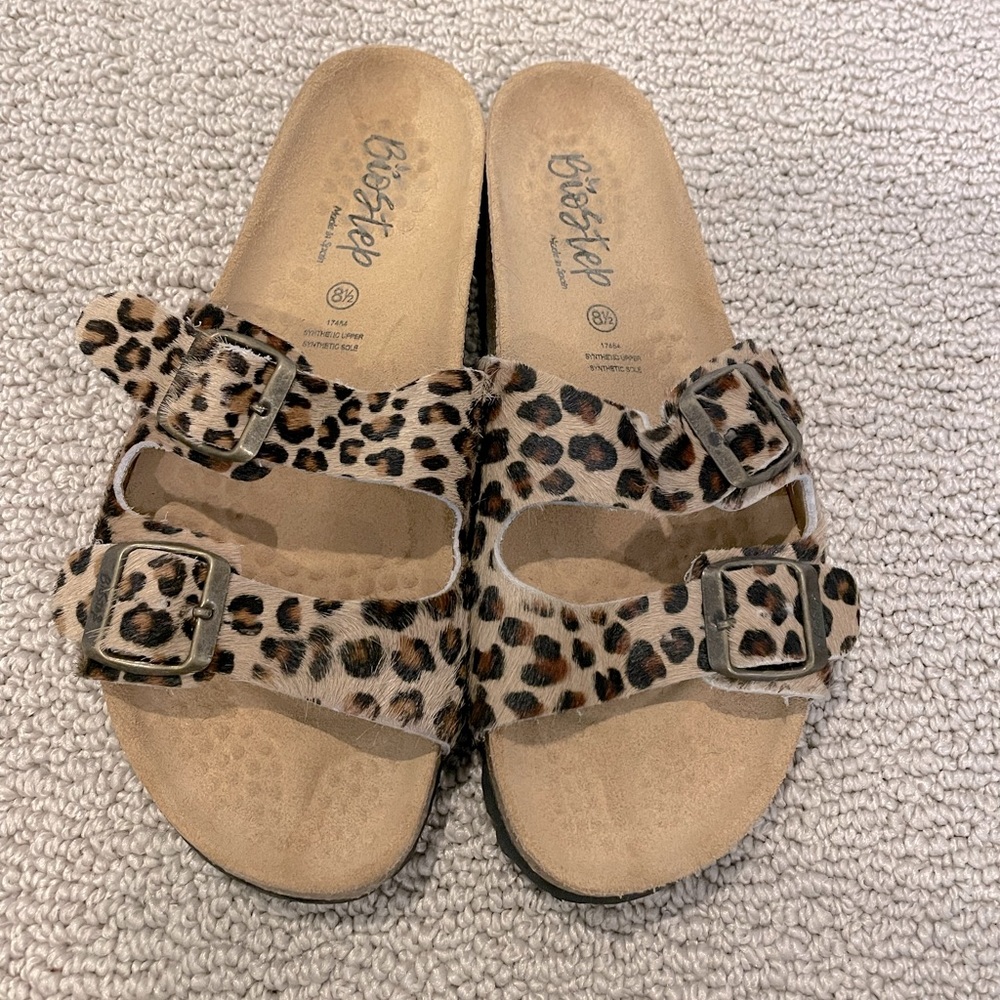 Biostep leopard print sandal